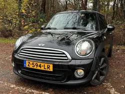 Zwart Gebruikt 2011 Mini Cooper Hatchback | € 6.950 (Iets duurder)