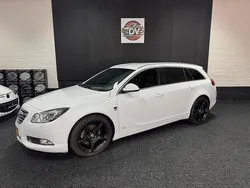 Wit Gebruikt 2012 Opel Insignia OPC Stationwagen | € 11.445 (Eerlijke prijs)