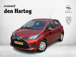 Rood Gebruikt 2014 Toyota Yaris Hatchback | € 9.900 (Eerlijke prijs)