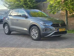 Grijs Gebruikt 2022 VW T-Roc Business SUV | € 25.850 (Goede deal)
