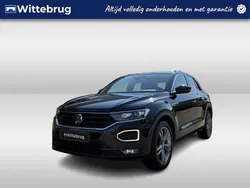 Zwart Gebruikt 2020 VW T-Roc Business SUV | € 27.750 (Eerlijke prijs)