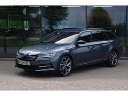 Grijs Gebruikt 2022 Skoda Superb Business Line Stationwagen | € 30.450 (Eerlijke prijs)