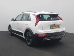 Wit, metallic lak Gebruikt 2022 Kia e-Niro 3 SUV | € 28.740 (Goede deal)