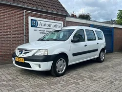 Wit Gebruikt 2008 Dacia Logan Lauréate Sedan | € 1.750 (Eerlijke prijs)
