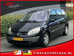 Zwart, metallic lak Gebruikt 2004 Renault Grand Scénic II Dynamique MPV | € 999 (Eerlijke prijs)