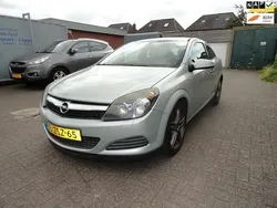 Groen Gebruikt 2009 Opel Astra GTC Business Hatchback | € 2.250 (Super prijs)
