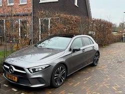 Grijs Gebruikt 2018 Mercedes A180 Business Stationwagen | € 16.950 (Iets duurder)