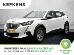 Wit Gebruikt 2023 Peugeot e-2008 Active SUV | € 21.680 (Eerlijke prijs)