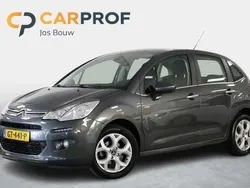 Grijs, metallic lak Gebruikt 2015 Citroën C3 Exclusive Hatchback | € 7.925 (Eerlijke prijs)