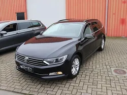 Zwart Gebruikt 2018 VW Passat Highline Stationwagen | € 18.450 (Eerlijke prijs)