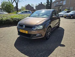 Bruin Gebruikt 2015 VW Polo Comfortline Hatchback | € 10.500 (Iets duurder)