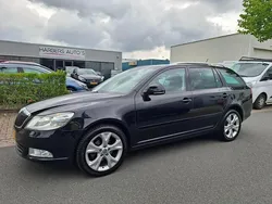 Zwart Gebruikt 2012 Skoda Octavia Business Line Stationwagen | € 4.250 (Goede deal)