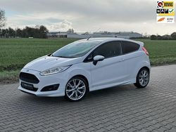Wit Gebruikt 2014 Ford Fiesta ST-Line Hatchback | € 6.390 (Eerlijke prijs)