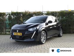 Zwart Gebruikt 2021 Peugeot e-208 Allure Hatchback | € 14.895 (Eerlijke prijs)