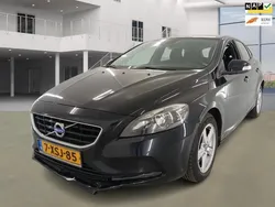 Zwart Gebruikt 2014 Volvo V40 Business Edition Stationwagen | € 7.499 (Eerlijke prijs)