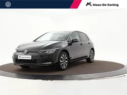 Zwart Gebruikt 2022 VW Golf VIII Life Hatchback | € 23.740 (Goede deal)