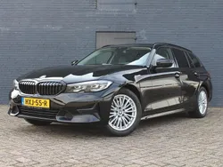 Zwart Gebruikt 2021 BMW 320 Stationwagen | € 28.900 (Eerlijke prijs)