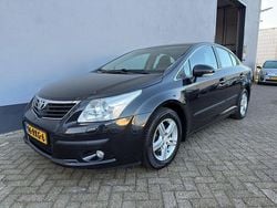 Zwart Gebruikt 2011 Toyota Avensis Business Edition Sedan | € 8.950 (Eerlijke prijs)