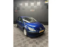 Blauw Gebruikt 2004 Peugeot 307 Hatchback | € 1.250 (Eerlijke prijs)