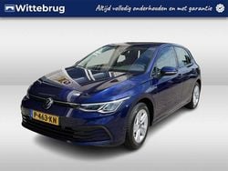 Blauw Gebruikt 2022 VW Golf VIII Life Hatchback | € 20.450 (Goede deal)