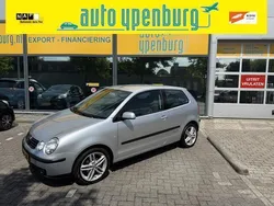 Grijs, metallic lak Gebruikt 2004 VW Polo Comfortline Hatchback | € 2.000 (Goede deal)