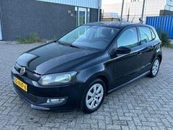 Zwart Gebruikt 2011 VW Polo Comfortline Hatchback | € 1.999 (Eerlijke prijs)
