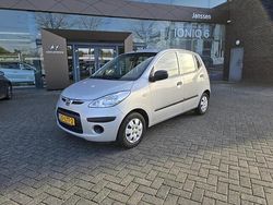 Grijs (metallic) Gebruikt 2010 Hyundai i10 Active Hatchback | € 3.950 (Iets duurder)
