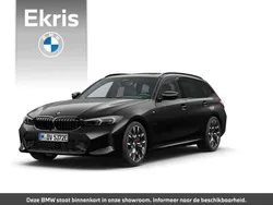 Zwart Nieuw 2025 BMW 330e Comfort Edition Stationwagen | € 73.711 (Eerlijke prijs)
