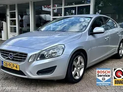 Grijs Gebruikt 2011 Volvo S60 Momentum Sedan | € 6.950 (Eerlijke prijs)