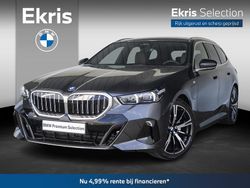 Grijs Gebruikt 2025 BMW 530e M Sport Stationwagen | € 64.900