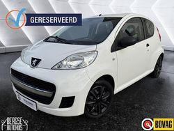Wit Gebruikt 2011 Peugeot 107 Hatchback | € 1.990 (Super prijs)