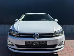 Wit, metallic lak Gebruikt 2018 VW Polo Comfortline Hatchback | € 14.899 (Eerlijke prijs)