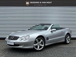 Grijs, metallic lak Gebruikt 2002 Mercedes SL500 Cabriolet | € 22.450 (Eerlijke prijs)