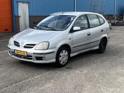 Grijs Gebruikt 2006 Nissan Almera Tino Acenta MPV | € 1.700 (Goede deal)