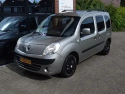Grijs, metallic lak Gebruikt 2008 Renault Kangoo MPV | € 3.950 (Goede deal)