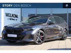 Sophistograu brillianteffect (donker grijs metallic) Gebruikt 2025 BMW 530e Comfort Edition Stationwagen | € 69.950