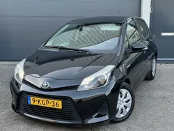 Zwart Gebruikt 2013 Toyota Yaris Hatchback | € 7.950 (Goede deal)