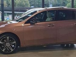 Brons Gebruikt 2023 Mercedes A250 Luxury Hatchback | € 37.900 (Eerlijke prijs)