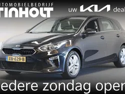 Zwart Gebruikt 2018 Kia Ceed Hatchback | € 14.950 (Eerlijke prijs)