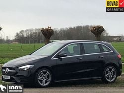Zwart Gebruikt 2022 Mercedes B200 AMG line MPV | € 33.950 (Eerlijke prijs)