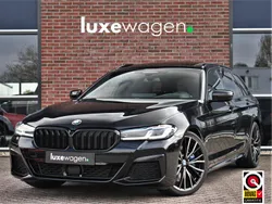 Zwart Gebruikt 2021 BMW 530 M Sport Stationwagen | € 49.900 (Duur)