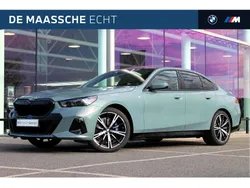 Cape york grun Gebruikt 2024 BMW 520 Executive Sedan | € 59.950 (Eerlijke prijs)