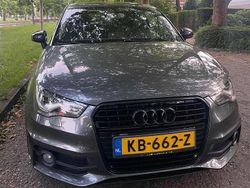 Grijs Gebruikt 2013 Audi A1 Proline Hatchback | € 9.000 (Iets duurder)