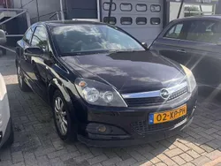 Zwart Gebruikt 2007 Opel Astra GTC Coupé | € 1.600 (Goede deal)
