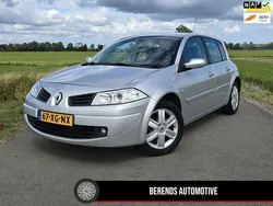 Grijs Gebruikt 2007 Renault Mégane II Business Hatchback | € 3.250 (Iets duurder)