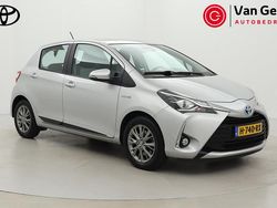 Grijs Gebruikt 2018 Toyota Yaris Hybrid Hatchback | € 16.499 (Eerlijke prijs)