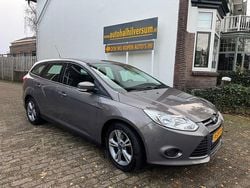 Bruin Gebruikt 2013 Ford Focus Stationwagen | € 3.999 (Eerlijke prijs)