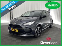 Grijs Gebruikt 2025 Toyota Yaris Hybrid Style Hatchback | € 26.695 (Iets duurder)