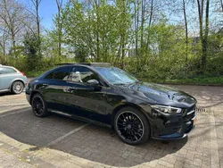 Zwart Gebruikt 2020 Mercedes CLA250e AMG Sedan | € 36.900 (Iets duurder)