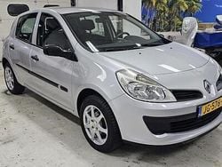 Grijs Gebruikt 2006 Renault Clio R.S. Authentique Hatchback | € 2.450